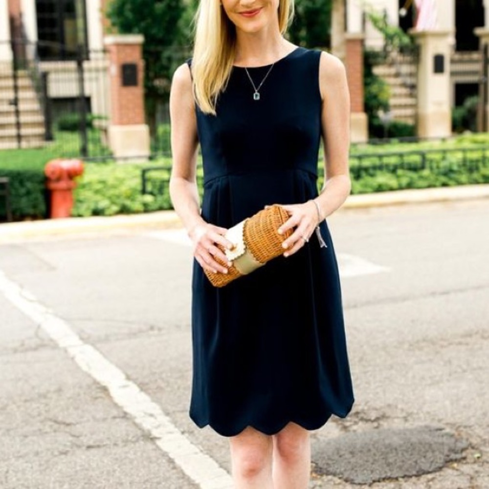 Camilyn Beth scalloped Dress in Navy - Size 10